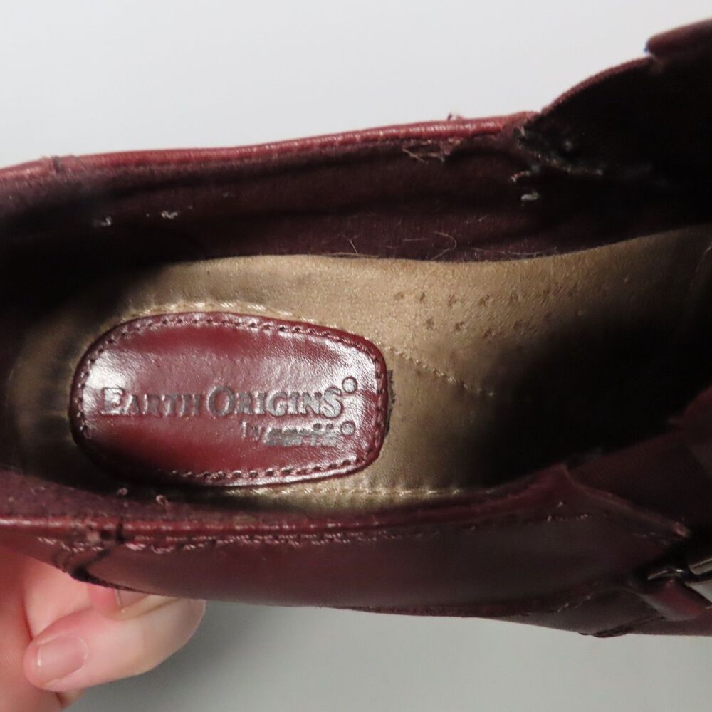 Earth Origins Red Leather Ruched Buckle Slip On Heels Pumps Womens 8M - Picture 7 of 8